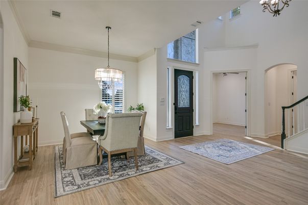 Chandelier, Dining room, Interior, Pendant Lights, Wood Texture Flooring