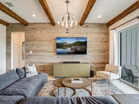 Interior, Living room, Pendant Lights, Recessed Lighting, Wooden Beams, Wooden Walls