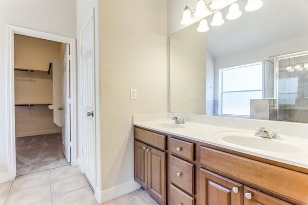 Bathroom, Dual Sink Vanities, Interior, Walk-in Closets