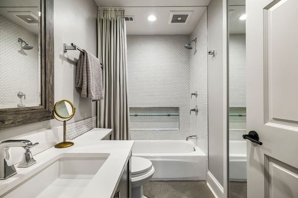 Bathroom, Interior, Recessed Lighting