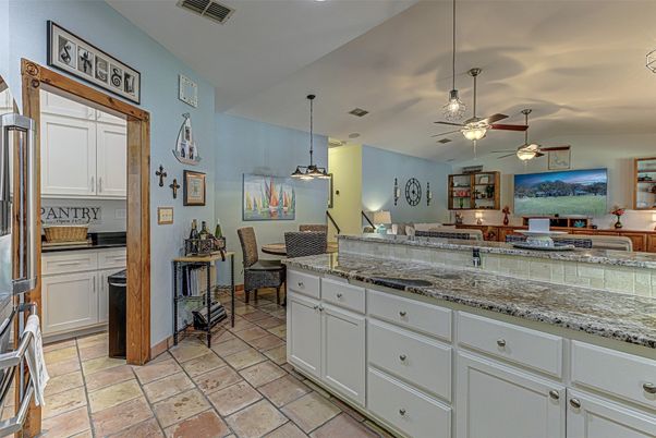 Dining room, Interior, Kitchen, Pendant Lights