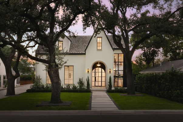 Exterior, Facade, Spanish Mediterranean