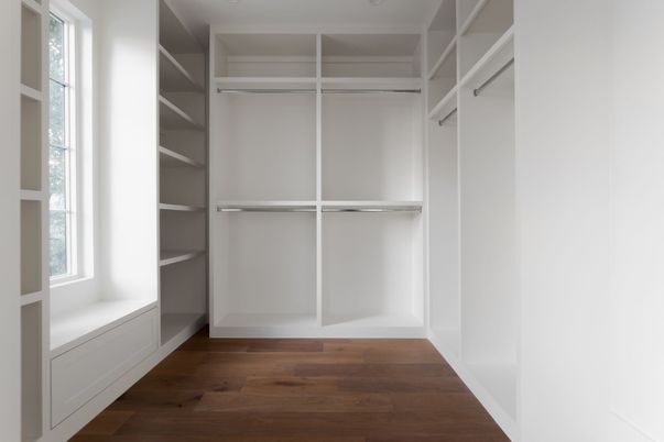Interior, Walk-in Closets, Wood Texture Flooring