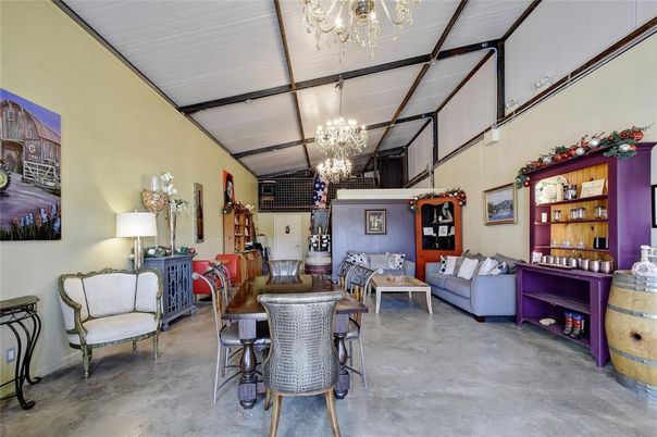 Chandelier, Interior, Living room