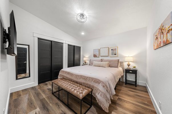 Bedroom, Interior, Recessed Lighting, Wood Texture Flooring