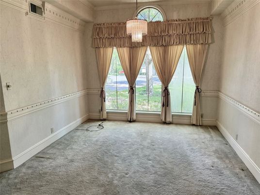 Empty room, Interior, Pendant Lights