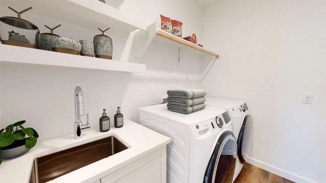 Interior, Washer, Wood Texture Flooring