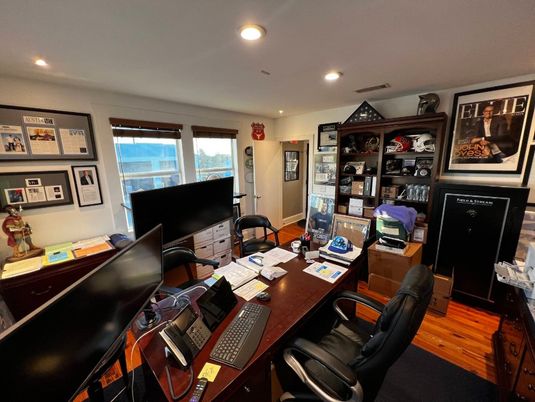 Home Office, Interior, Recessed Lighting, Wood Texture Flooring