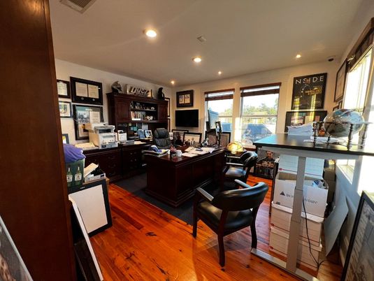 Home Office, Interior, Recessed Lighting, Wood Texture Flooring