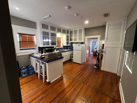 Interior, Kitchen, Pendant Lights, Recessed Lighting, Wood Texture Flooring