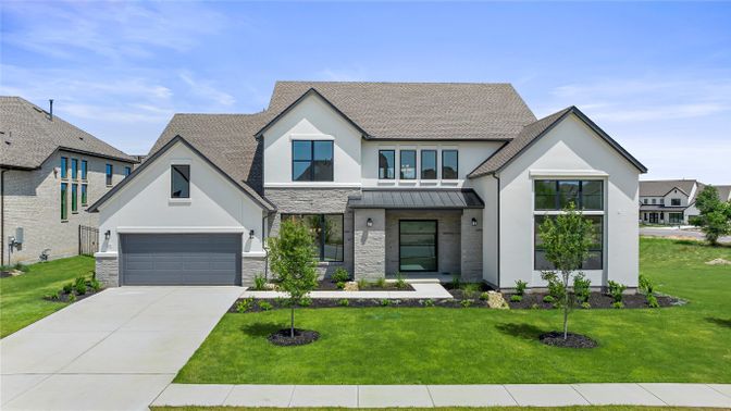 Attached, Exterior, Facade, Farmhouse