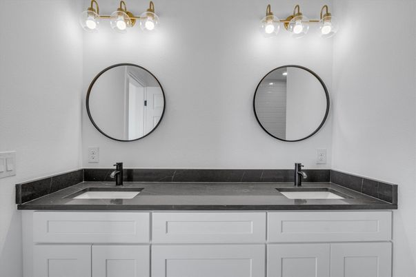 Bathroom, Dual Sink Vanities, Interior
