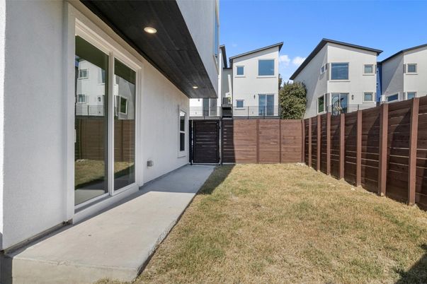 Backyard, Exterior