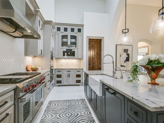 Interior, Kitchen, Pendant Lights, Stainless Steel Appliances