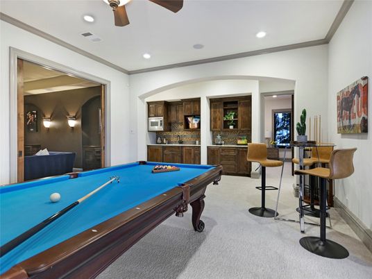 Billiard Table, Game Room, Interior, Recessed Lighting
