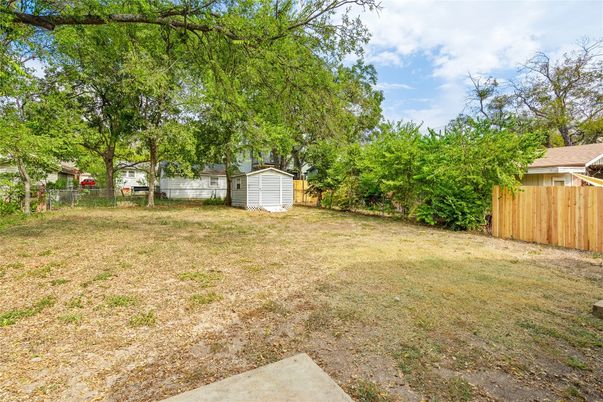 Backyard, Exterior