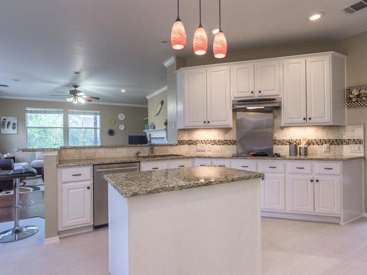 Dining room, Interior, Kitchen, Pendant Lights, Recessed Lighting