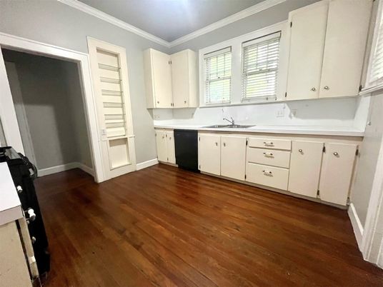 Interior, Kitchen, Wood Texture Flooring