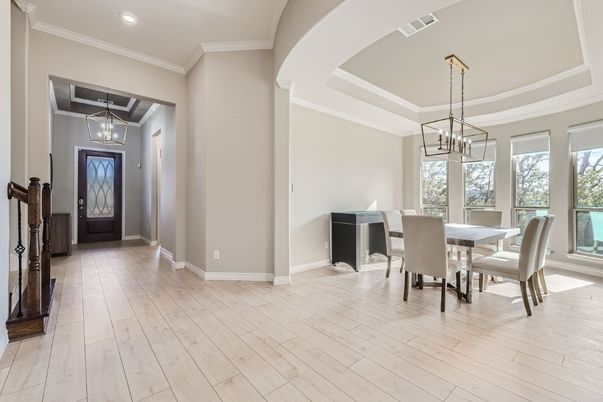 Chandelier, Dining room, Interior, Pendant Lights, Recessed Lighting, Wood Texture Flooring