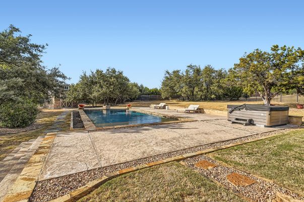 Exterior, Hot Tub, Pool