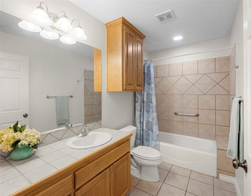 Bathroom, Interior, Recessed Lighting, Tile Countertops