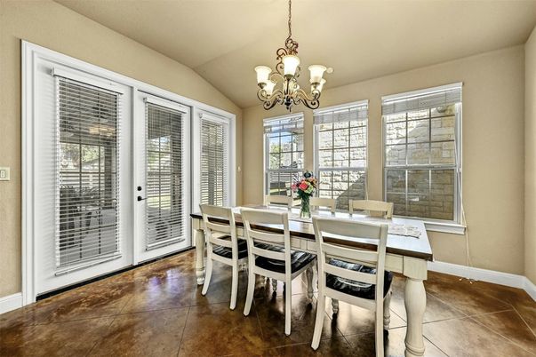 Chandelier, Dining room, Interior