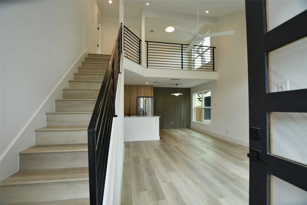 Interior, Pendant Lights, Recessed Lighting, Wood Texture Flooring