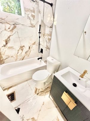 Bathroom, Interior, Marble, Marble Walls