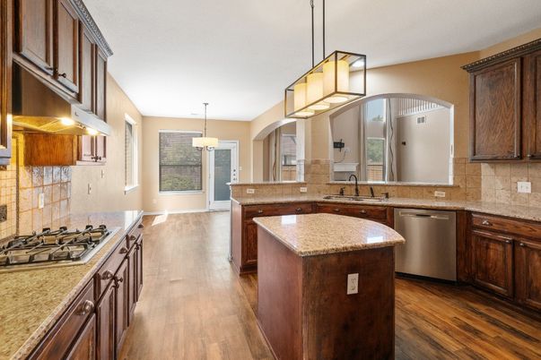 Interior, Kitchen, Pendant Lights, Wood Texture Flooring