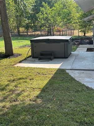 Exterior, Hot Tub
