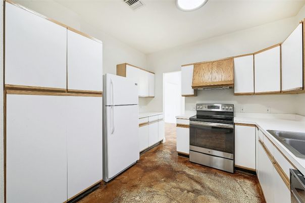 Interior, Kitchen, Stainless Steel Appliances