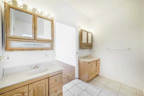 Bathroom, Dual Sink Vanities, Interior, Wood Texture Flooring