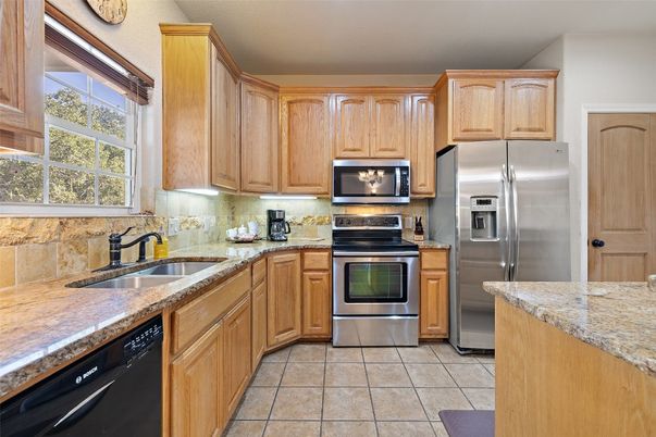 Interior, Kitchen, Stainless Steel Appliances