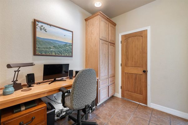 Home Office, Interior, Recessed Lighting