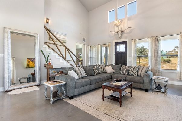 Chandelier, Interior, Living room