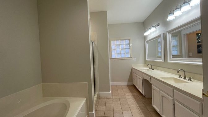 Bathroom, Dual Sink Vanities, Interior