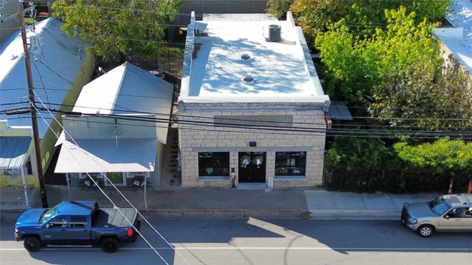 Exterior, Drone