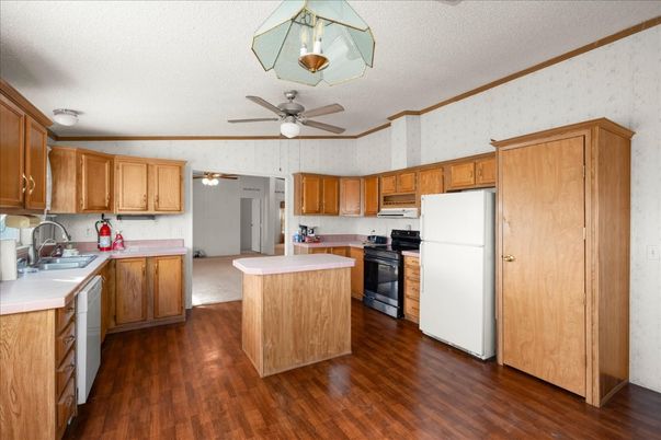 Interior, Kitchen, Wood Texture Flooring