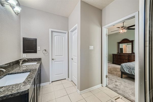 Bathroom, Bedroom, Interior