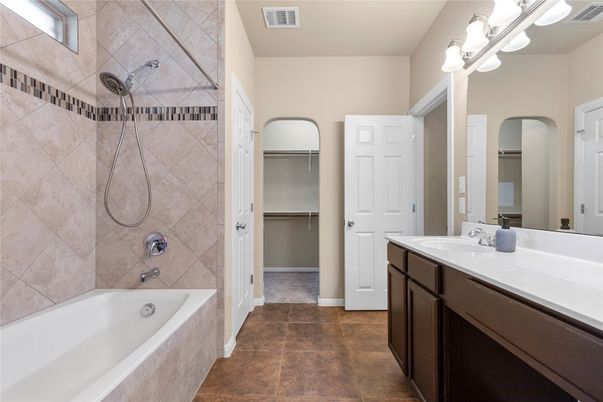 Bathroom, Dual Sink Vanities, Interior