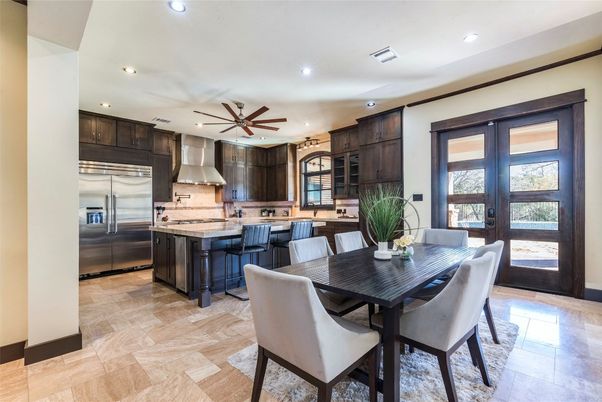 Dining room, Interior, Kitchen, Recessed Lighting, Stainless Steel Appliances