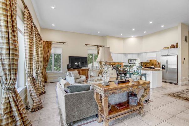 Interior, Kitchen, Living room, Recessed Lighting, Stainless Steel Appliances