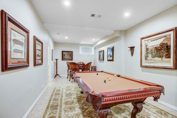 Billiard Table, Game Room, Interior, Recessed Lighting