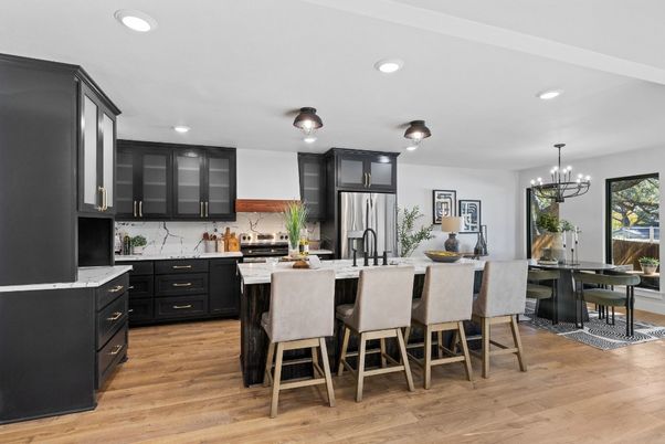 Chandelier, Dining room, Interior, Kitchen, Recessed Lighting, Stainless Steel Appliances, Wood Texture Flooring
