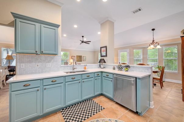 Dining room, Interior, Kitchen, Pendant Lights, Recessed Lighting