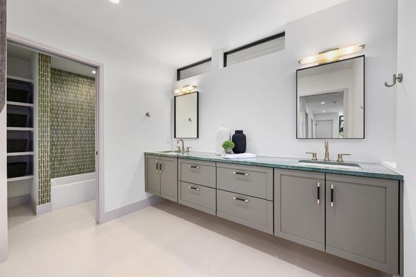 Bathroom, Dual Sink Vanities, Interior, Recessed Lighting