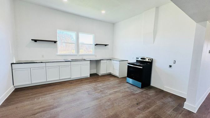 Interior, Kitchen, Recessed Lighting, Wood Texture Flooring