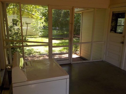 Interior, Sun Room, Washer