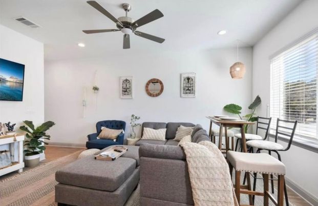 Interior, Living room, Pendant Lights, Recessed Lighting, Wood Texture Flooring