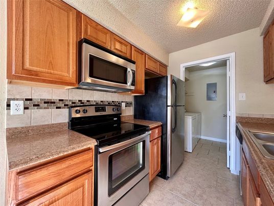 Interior, Kitchen, Stainless Steel Appliances